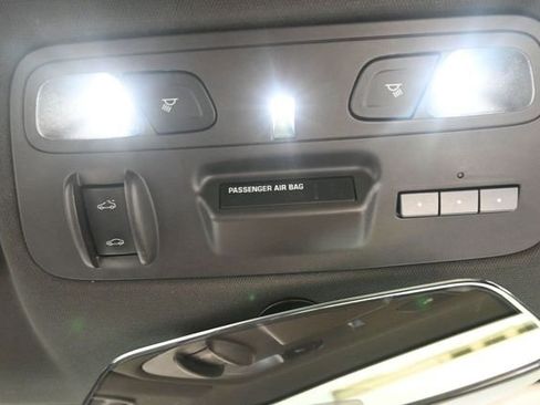 Used 2018 Chevrolet Camaro SS RWD image 21