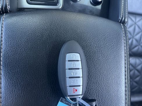 Used 2022 Nissan Maxima Platinum w/ Sport Mat Group image 21