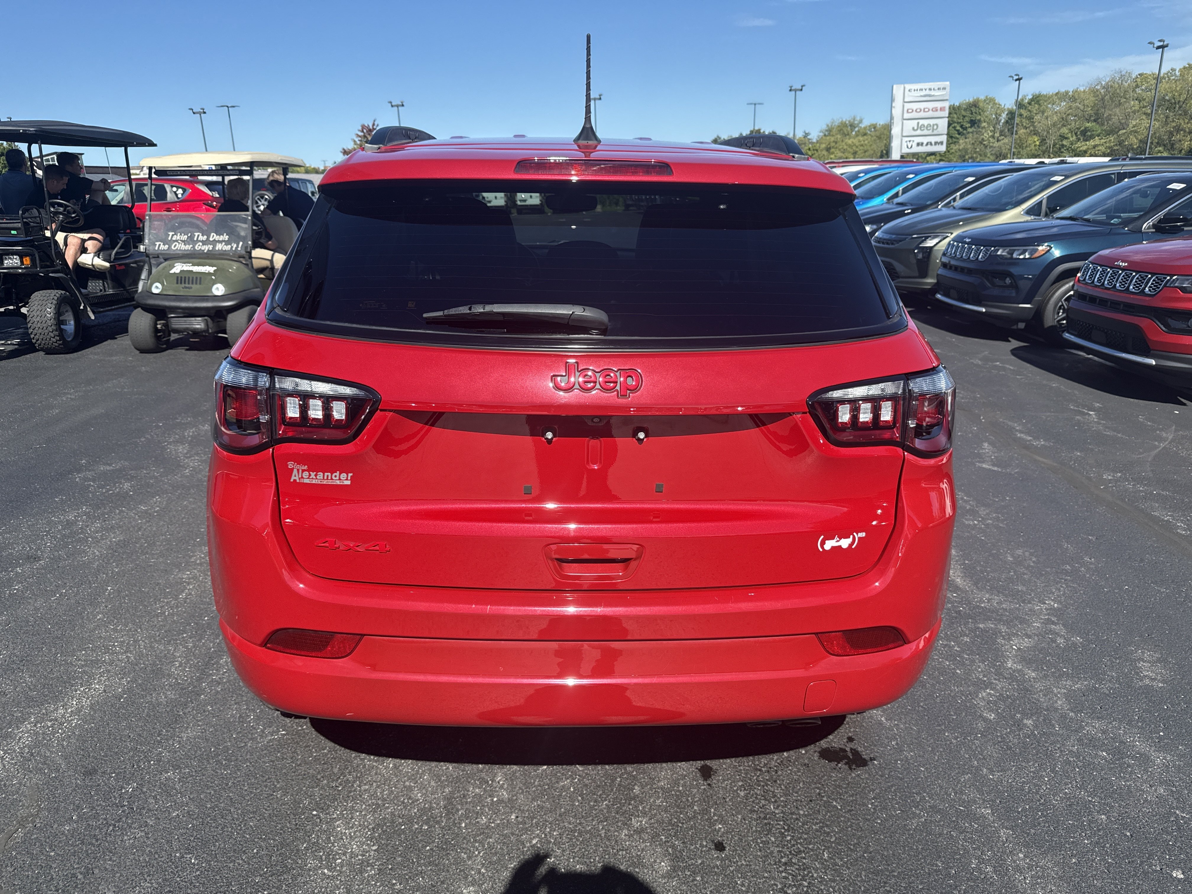 Used 2022 Jeep Compass Limited AWD/4WD image 9