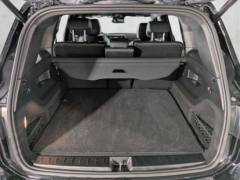 Used 2025 Mercedes-Benz GLB 250 image 7