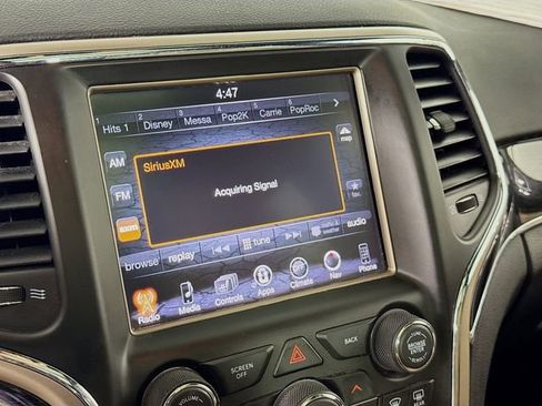 Used 2016 Jeep Grand Cherokee Limited 75th Anniversary AWD/4WD image 15