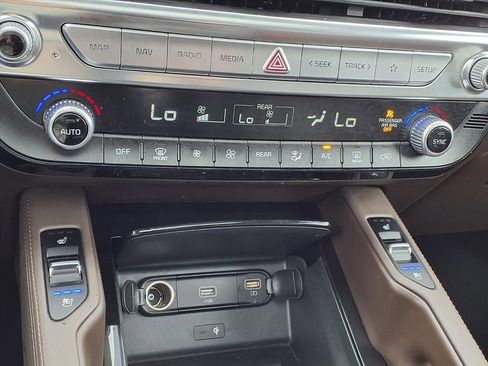 Used 2020 Kia Telluride SX w/ Towing Package image 23