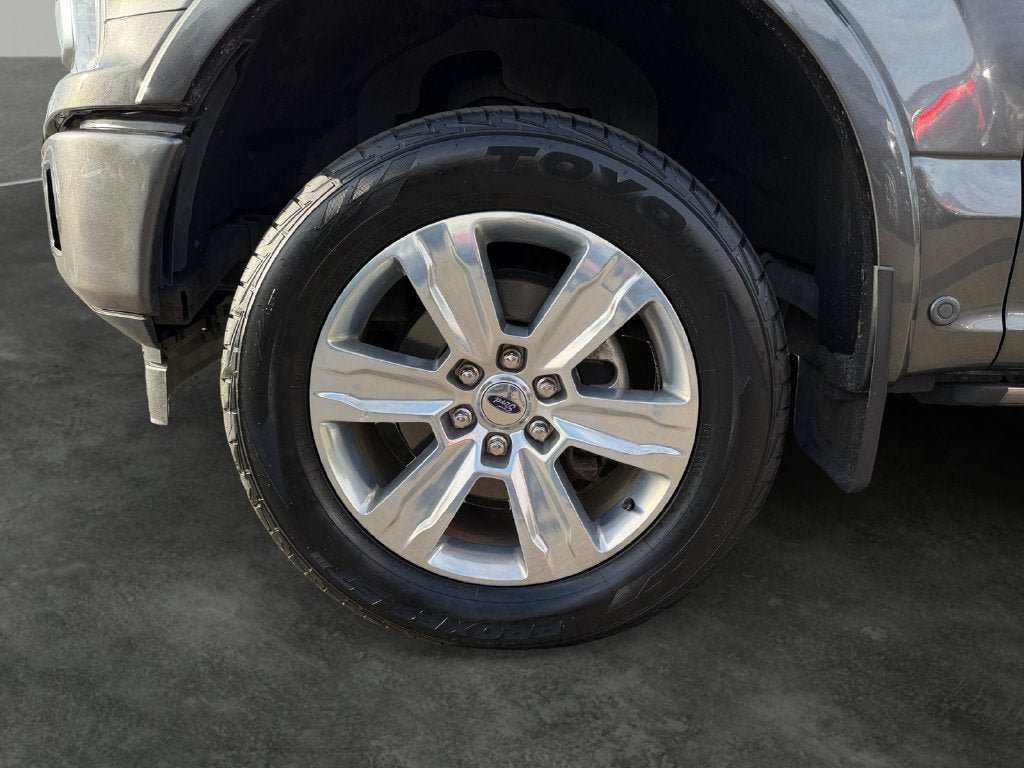 Used 2018 Ford F150 Platinum w/ Technology Package AWD/4WD image 4