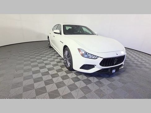 Used 2022 Maserati Ghibli Modena RWD image 52