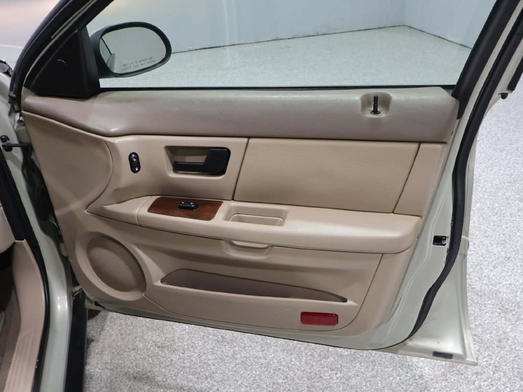 Used 2006 Ford Taurus SEL FWD image 26