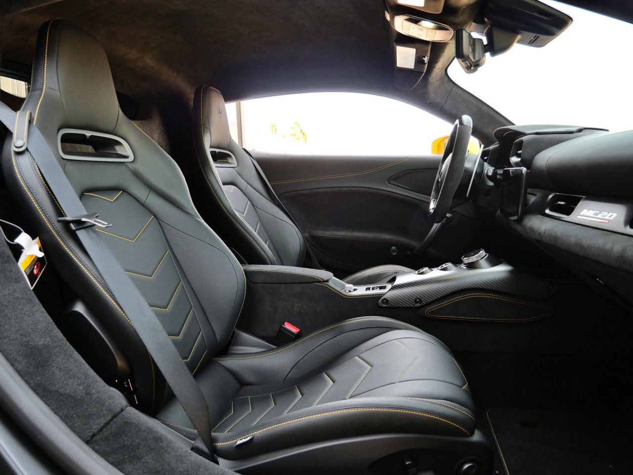 Used 2023 Maserati MC20 Coupe RWD image 24