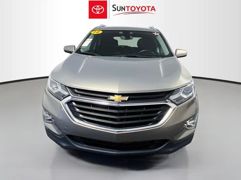 Used 2018 Chevrolet Equinox LT FWD image 10