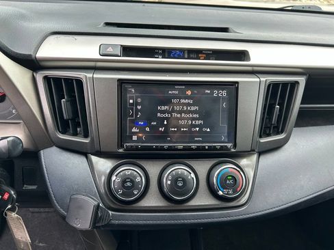 Used 2015 Toyota RAV4 LE AWD/4WD image 20