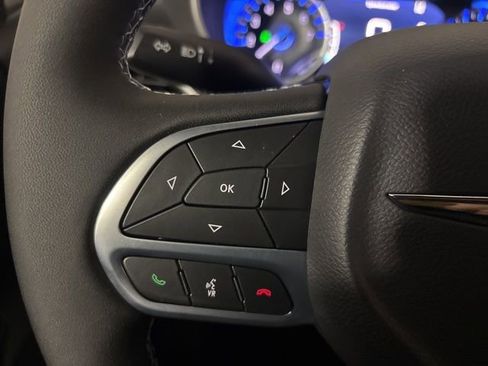 New 2026 Chrysler Pacifica Select image 25