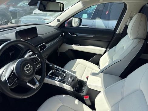 Used 2025 MAZDA CX-5 AWD 2.5 S w/ Premium Plus Pkg image 5