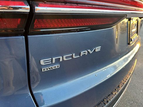 Used 2025 Buick Enclave Preferred image 5