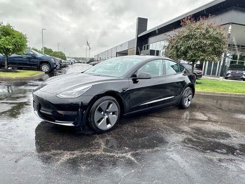 Used 2023 Tesla Model 3 Standard Range RWD image 5