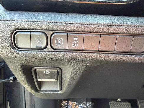 Used 2024 Acura MDX SH-AWD image 35