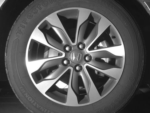 Used 2024 Honda Odyssey EX-L image 13