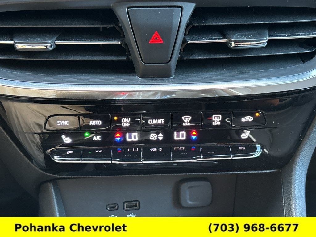 Certified 2024 Buick Encore GX Avenir AWD/4WD image 16