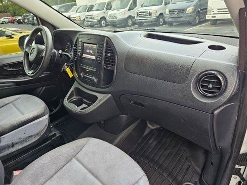 Used 2016 Mercedes-Benz Metris image 8