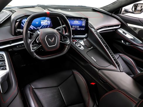 Used 2021 Chevrolet Corvette Stingray Premium Conv w/ 3LT image 5