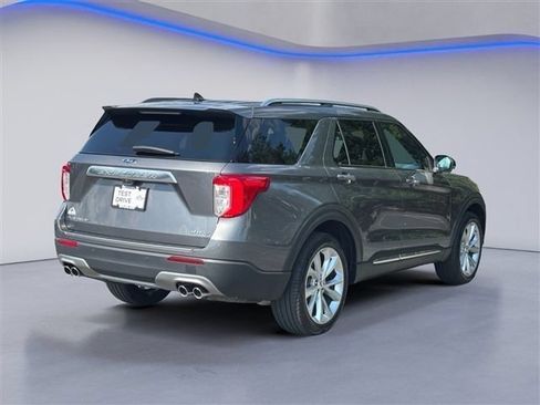 Certified 2023 Ford Explorer Platinum w/ Equipment Group 601A AWD/4WD image 6