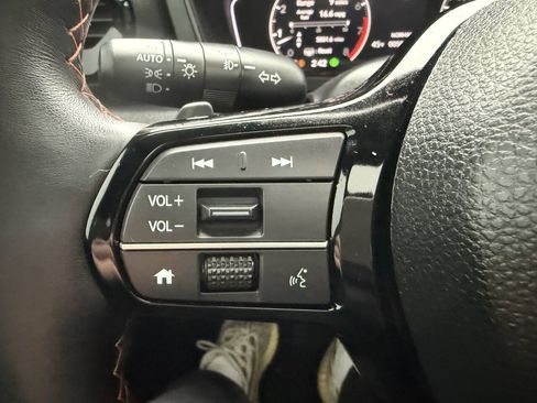 Used 2025 Honda Pilot TrailSport image 35