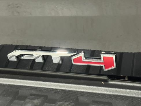 Used 2022 GMC Canyon AT4 w/ Driver Alert Package AWD/4WD image 31