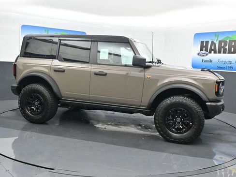 New 2026 Ford Bronco Badlands AWD/4WD image 7