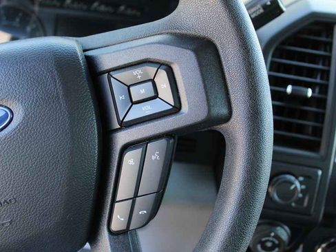 Used 2019 Ford F150 XL w/ Equipment Group 101A Mid AWD/4WD image 17