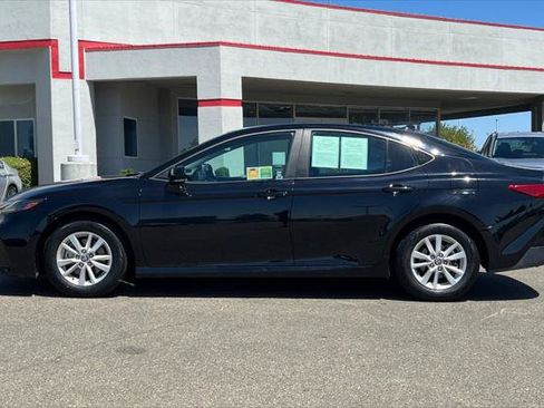 Certified 2025 Toyota Camry LE FWD image 9