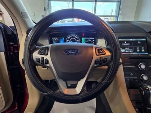 Used 2014 Ford Taurus SEL w/ Equipment Group 201A image 17