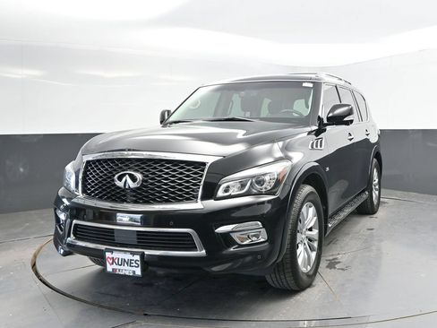 Used 2016 INFINITI QX80 4WD w/ Driver's Assistance Package image 3