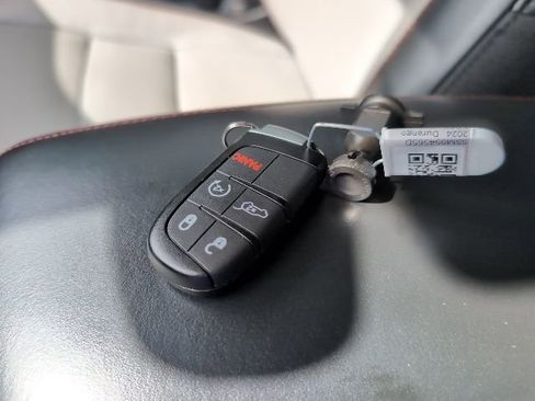 Used 2024 Dodge Durango R/T image 34