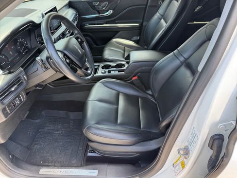Used 2021 Lincoln Corsair AWD w/ Equipment Group 101A image 10