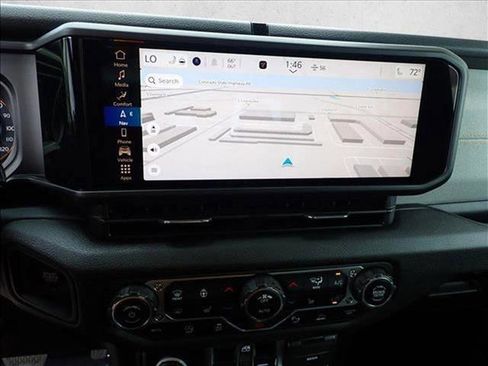 New 2025 Jeep Gladiator Sport AWD/4WD image 15