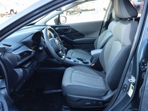 Used 2024 Subaru Crosstrek 2.0i Premium image 4