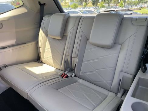 Certified 2026 Volkswagen Atlas SE w/ Panoramic Sunroof Package FWD image 11