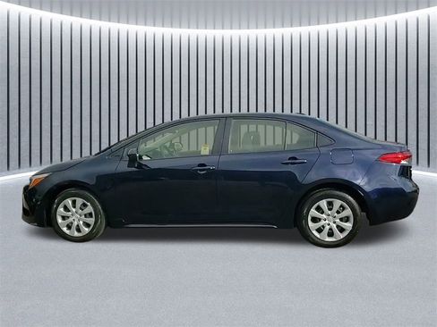Used 2025 Toyota Corolla LE image 15