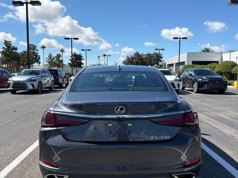 Used 2025 Lexus ES 350 w/ Premium Package FWD image 15