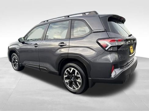 Certified 2025 Subaru Forester image 6
