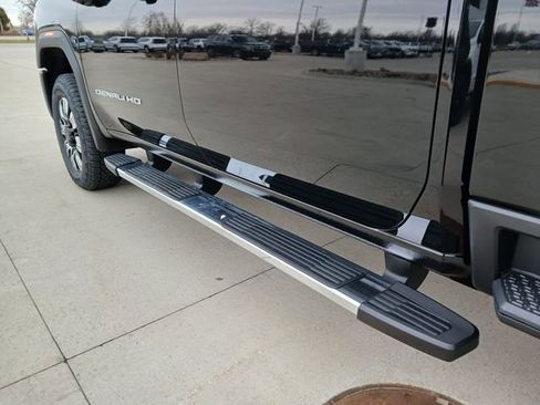New 2026 GMC Sierra 2500 Denali w/ Denali Reserve Package image 33