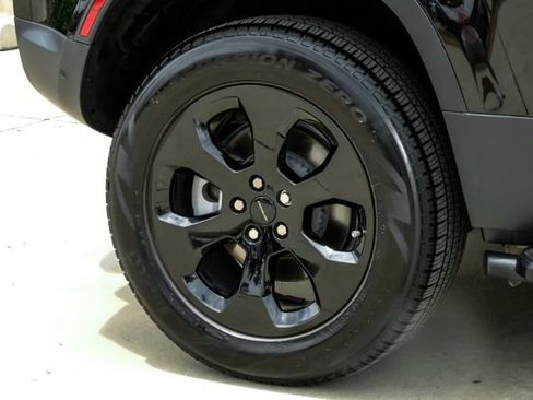 Used 2026 Land Rover Defender 110 S AWD/4WD image 67