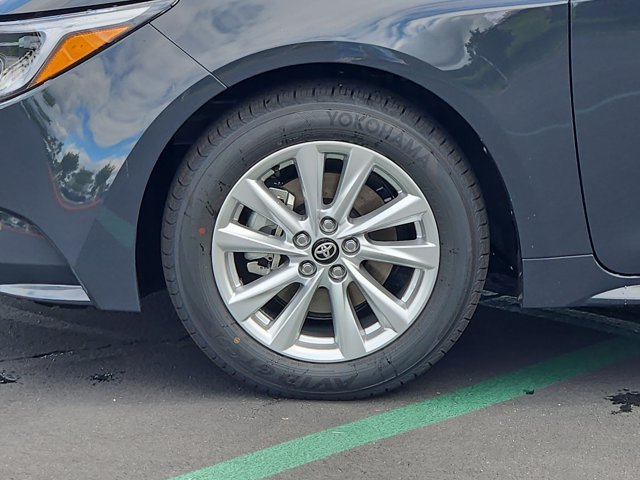 New 2027 Toyota Corolla LE w/ LE Premium Package FWD image 10