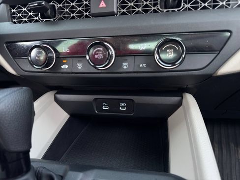 Used 2025 Honda Accord LX image 15