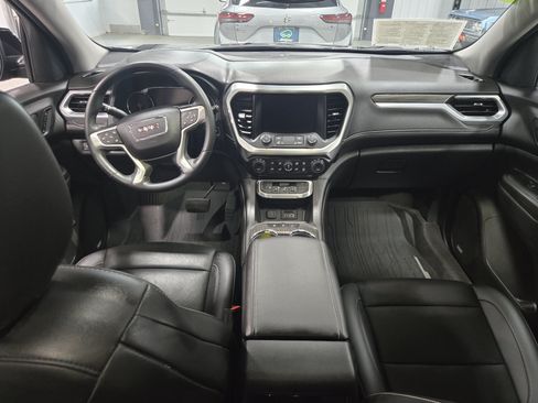 Certified 2023 GMC Acadia Denali w/ Black Diamond Edition AWD/4WD image 10
