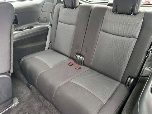 Used 2020 Nissan Pathfinder SV image 13