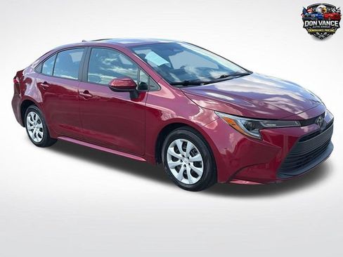 Used 2025 Toyota Corolla LE FWD image 8