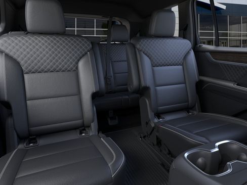 New 2026 GMC Acadia Denali w/ Super Cruise Package FWD image 50