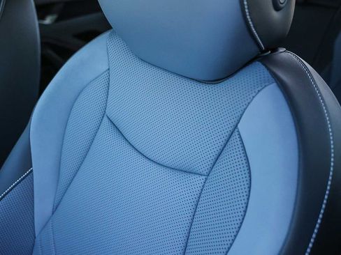 New 2026 Volkswagen Tiguan SE image 36