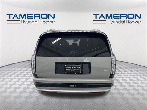 New 2026 Hyundai Ioniq 9 SEL image 4