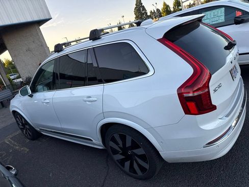 Used 2023 Volvo XC90 T8 Ultimate w/ Lounge Package AWD/4WD image 6