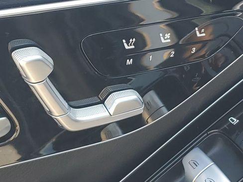 Used 2022 Mercedes-Benz S 500 4MATIC image 16