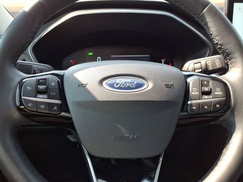 Used 2025 Ford Escape SE FWD image 20